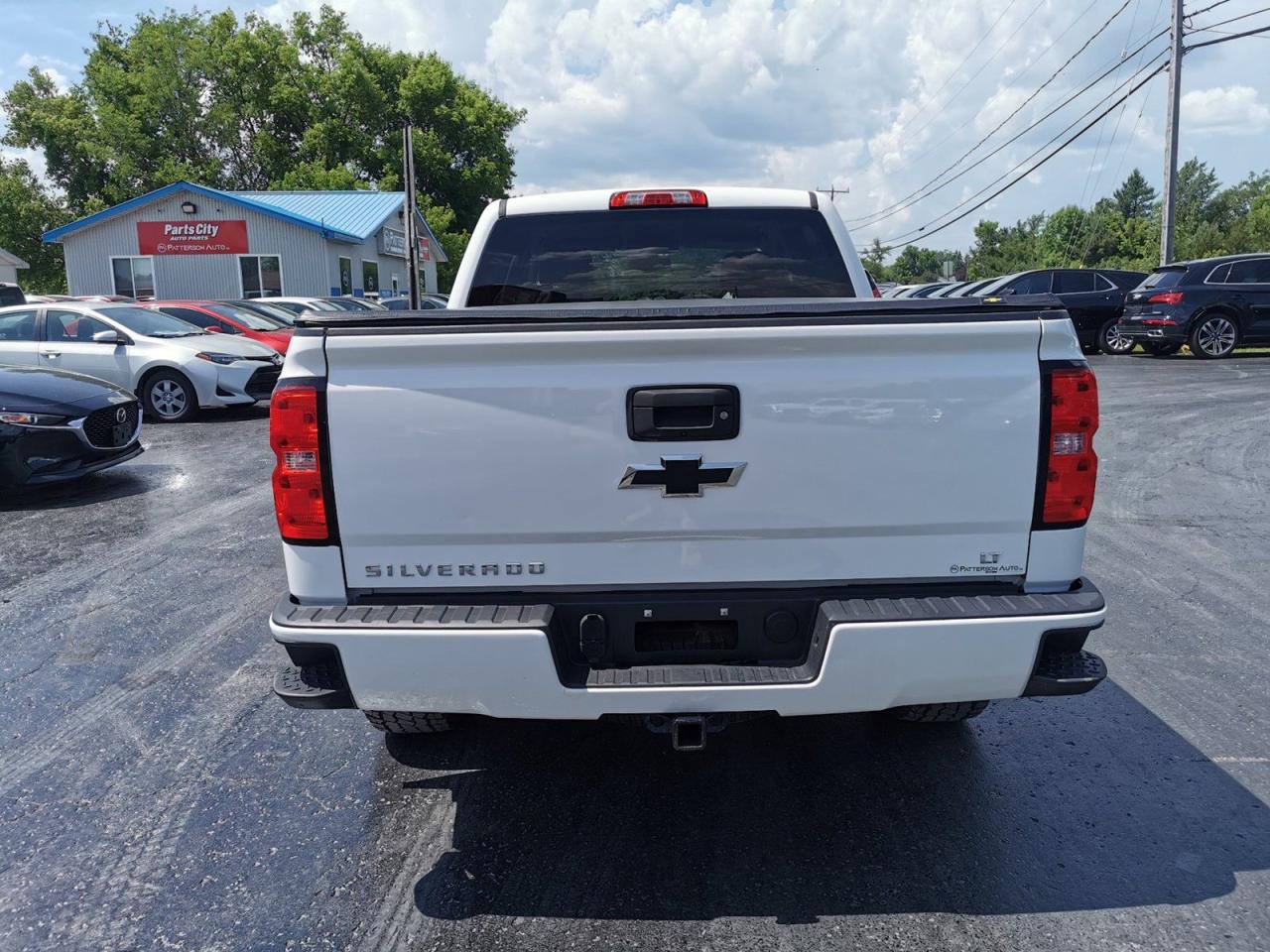 2018 Chevrolet Silverado 1500 LT - Photo #4
