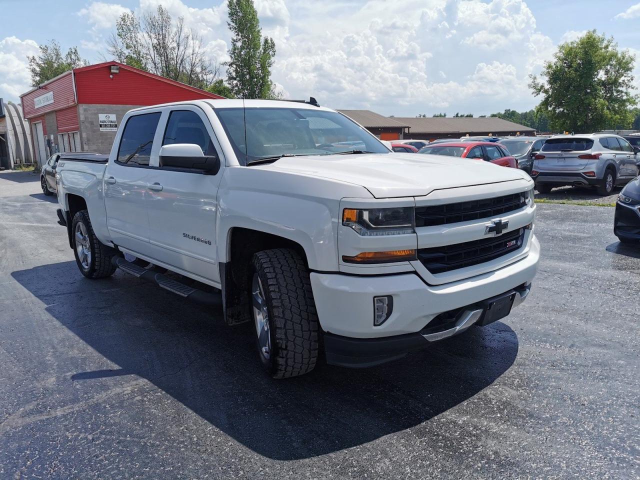 2018 Chevrolet Silverado 1500 LT - Photo #6