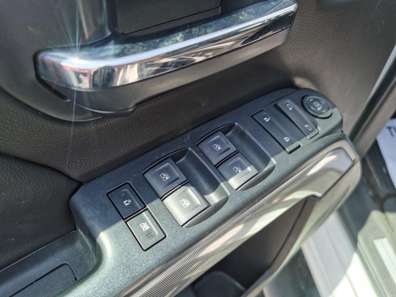 2018 Chevrolet Silverado 1500 LT - Photo #9