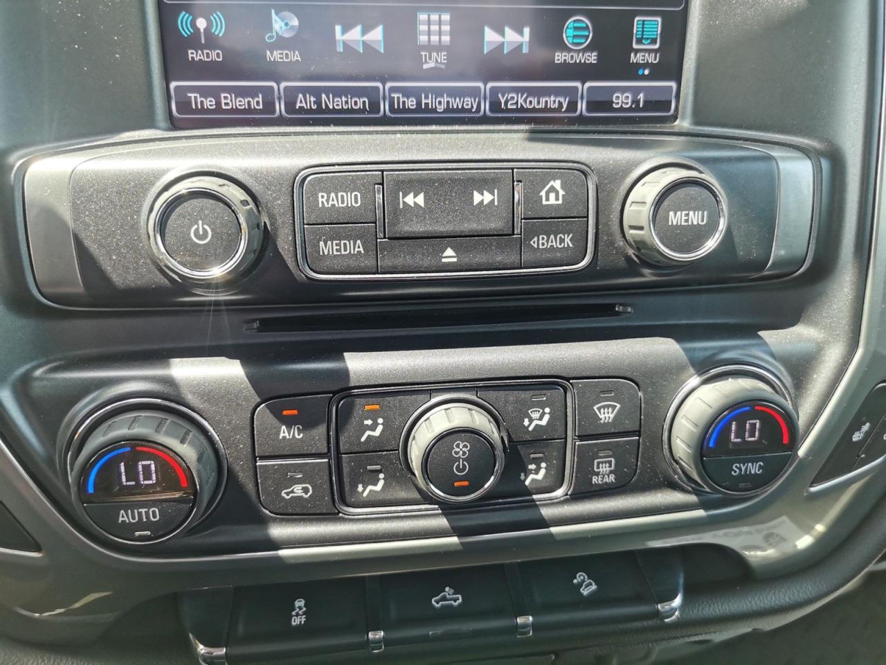 2018 Chevrolet Silverado 1500 LT - Photo #25