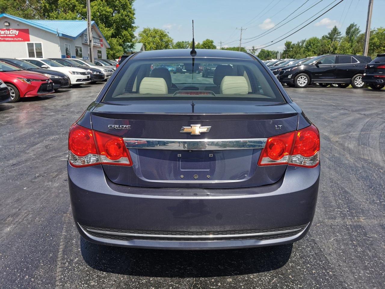 2013 Chevrolet Cruze 2LT - Photo #4