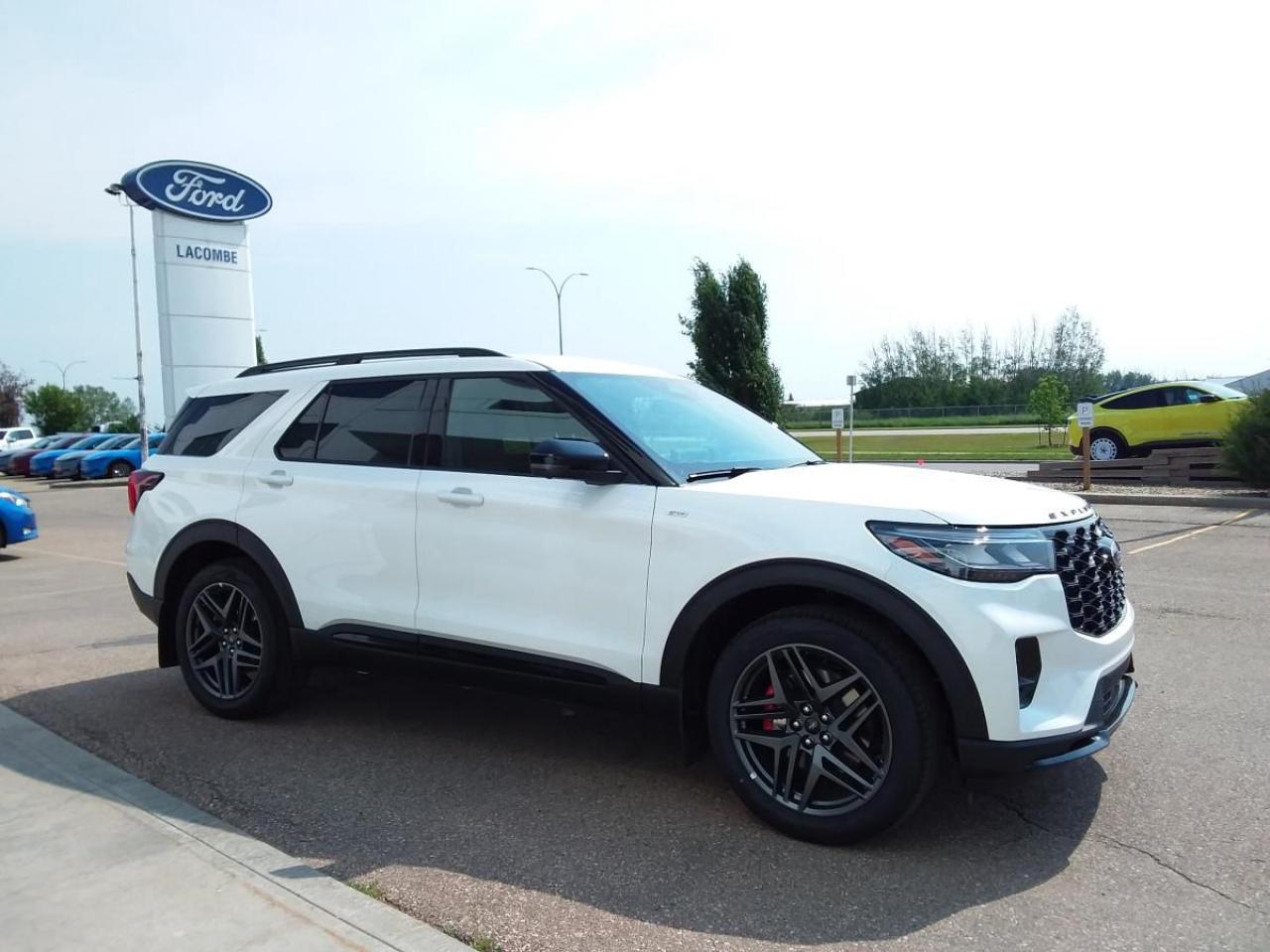 New 2025 Ford Explorer ST-Line for sale in Lacombe, AB
