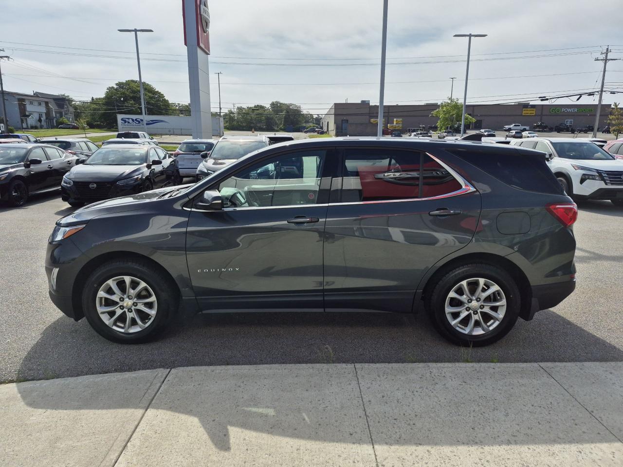 2018 Chevrolet Equinox LT Photo3