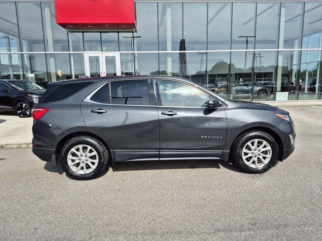 2018 Chevrolet Equinox LT Photo5