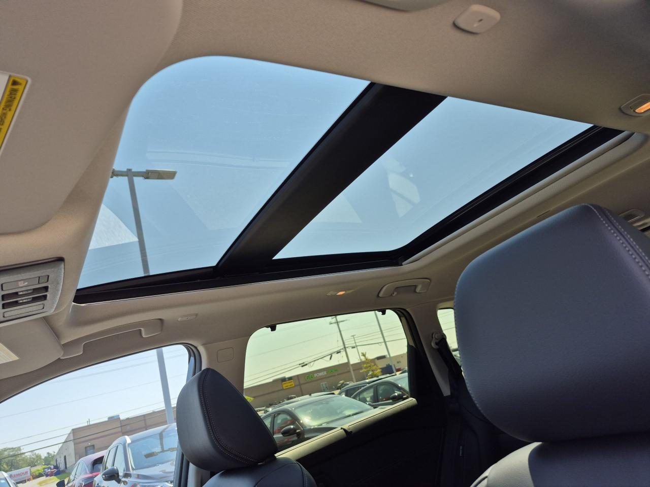 2025 Nissan Rogue SL Photo11