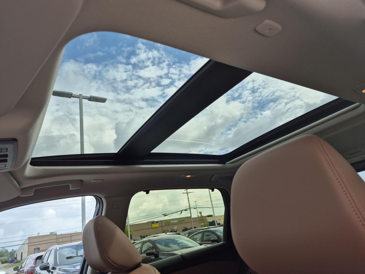 2025 Nissan Rogue Platinum Photo29