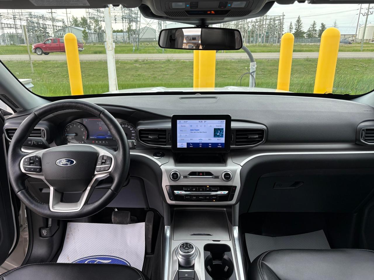 2022 Ford Explorer XLT Photo5