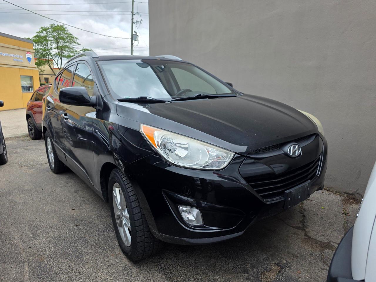 Used 2012 Hyundai Tucson GLS Bluetooth | Cruise Control | Heated Front Seats for sale in Waterloo, ON