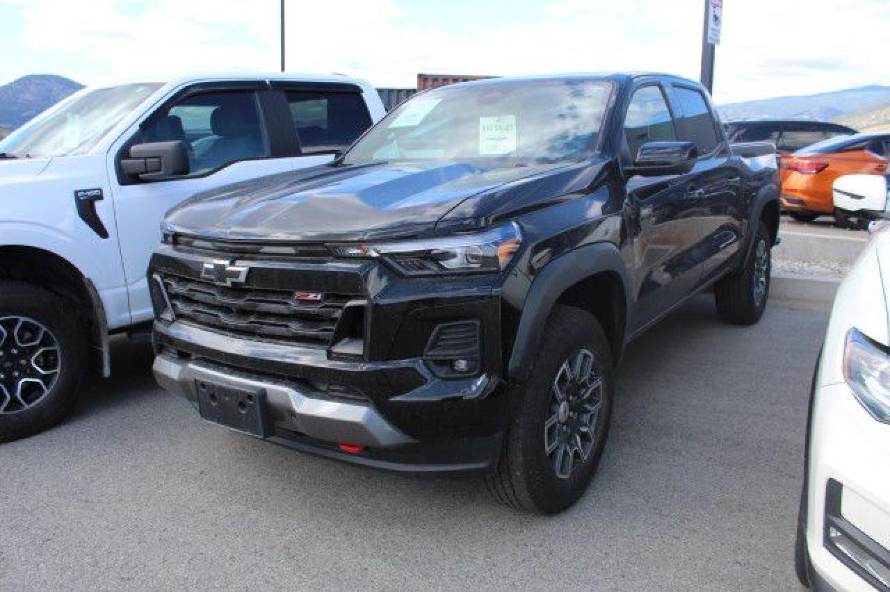 Used 2024 Chevrolet Colorado Z71 4WD FULLY LOADED!! CLEAN CARFAX, SUPER LOW KM'S for sale in Penticton, BC