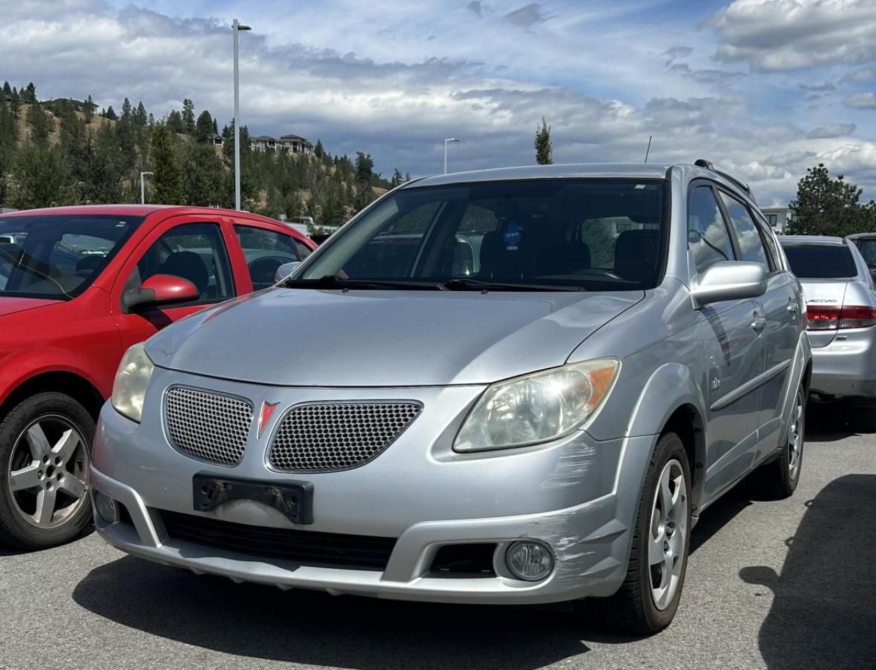 Used 2005 Pontiac Vibe AUTO, KEYLESS ENTRY, AUTO WINDOWS, AFTER MARKET TOUCH SCREEN, FABRIC SEATS, KEYLESS ENTRY!!! for sale in Kelowna, BC