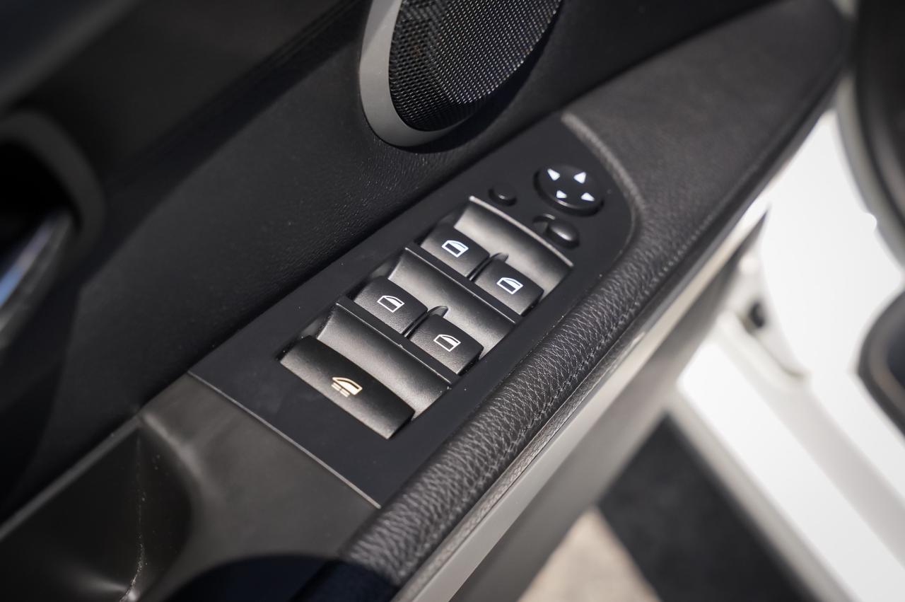 2013 BMW 3 Series 335i | Convertible | No Accidents Photo