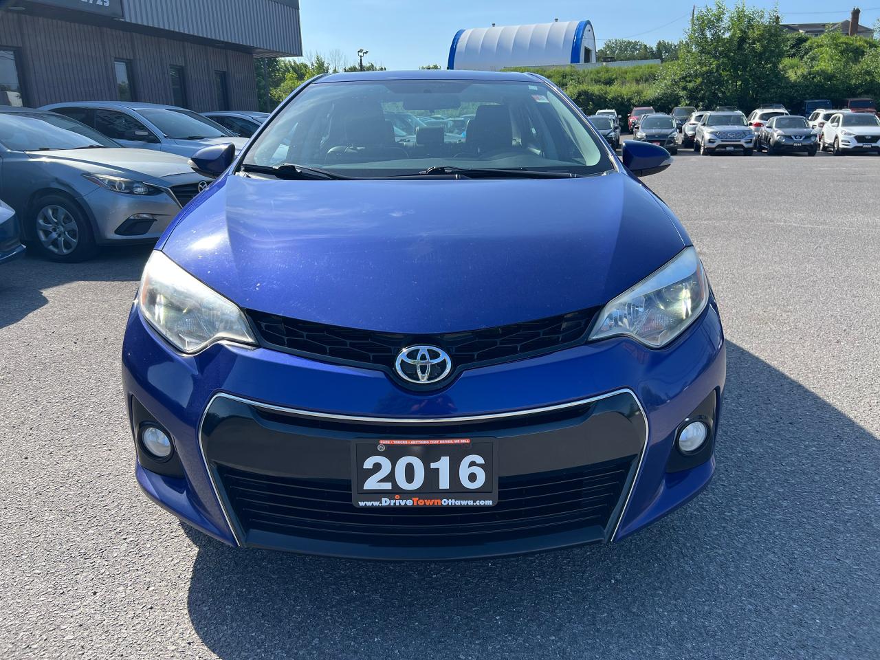 2016 Toyota Corolla S - Photo #9