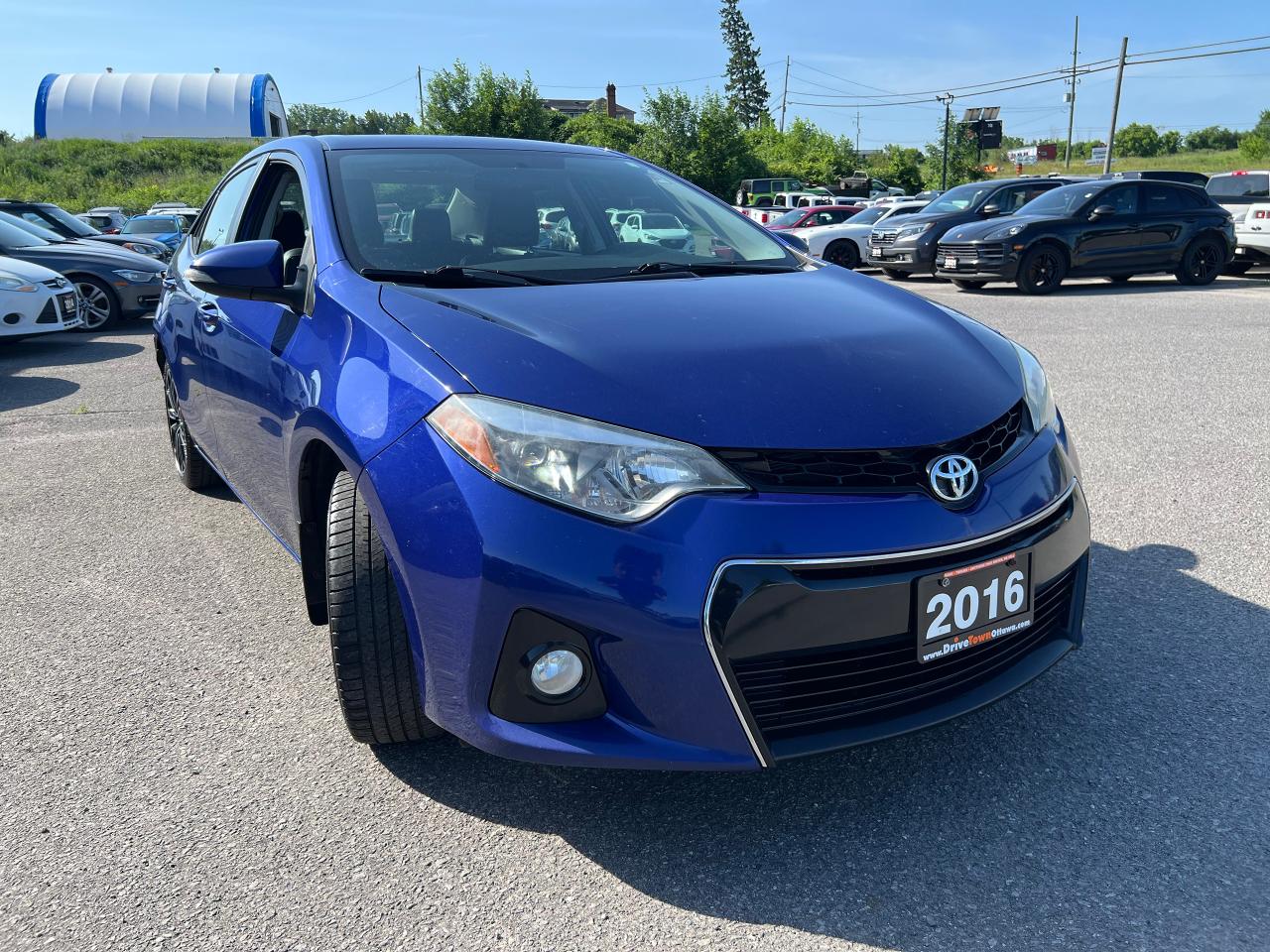2016 Toyota Corolla S - Photo #8