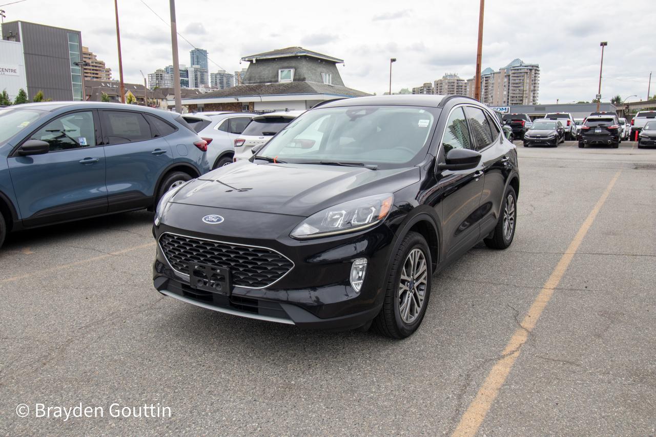 Used 2021 Ford Escape SEL 4WD for sale in New Westminster, BC