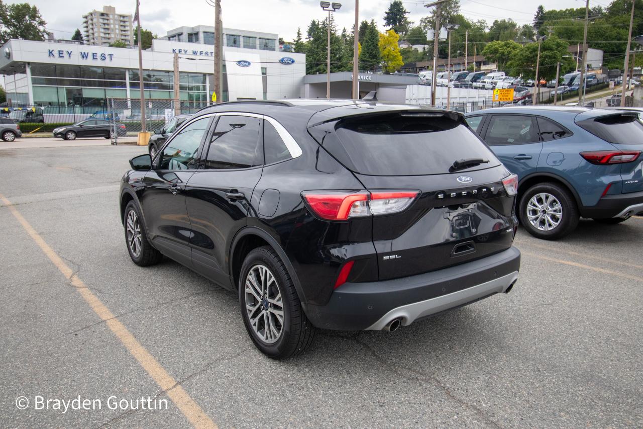 2021 Ford Escape SEL 4WD Photo5