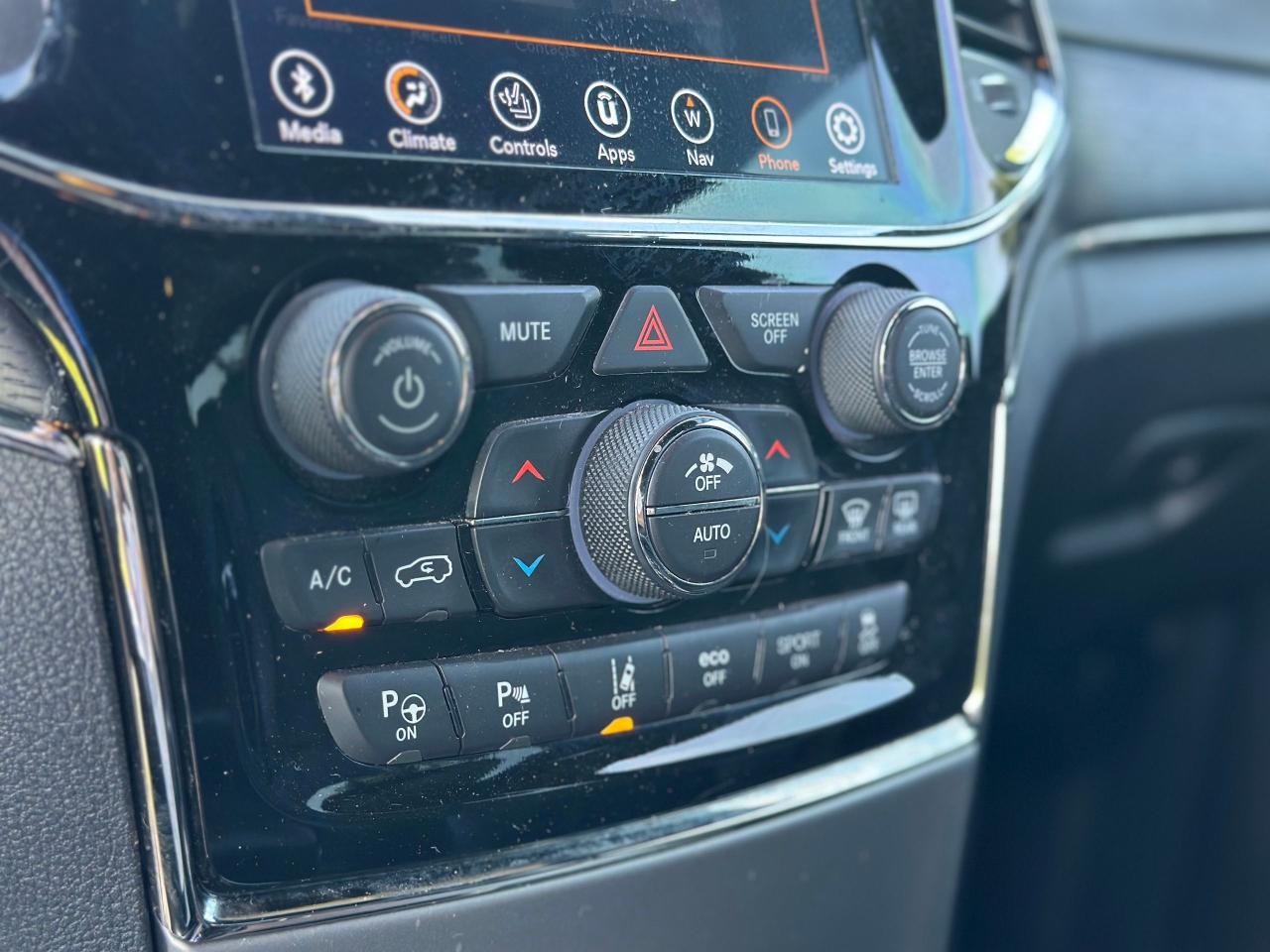 2020 Jeep Grand Cherokee High Altitude - Photo #15