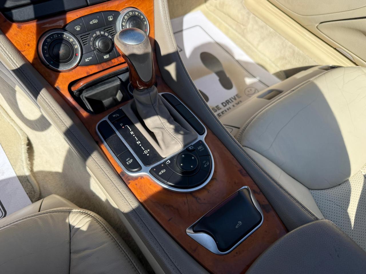 2003 Mercedes-Benz SL-Class 2dr Roadster 5.0L Photo