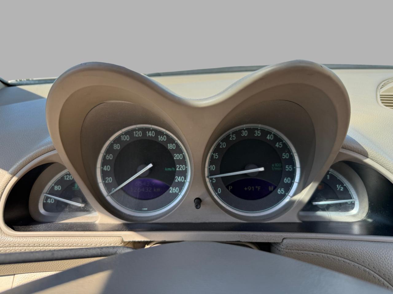 2003 Mercedes-Benz SL-Class 2dr Roadster 5.0L Photo