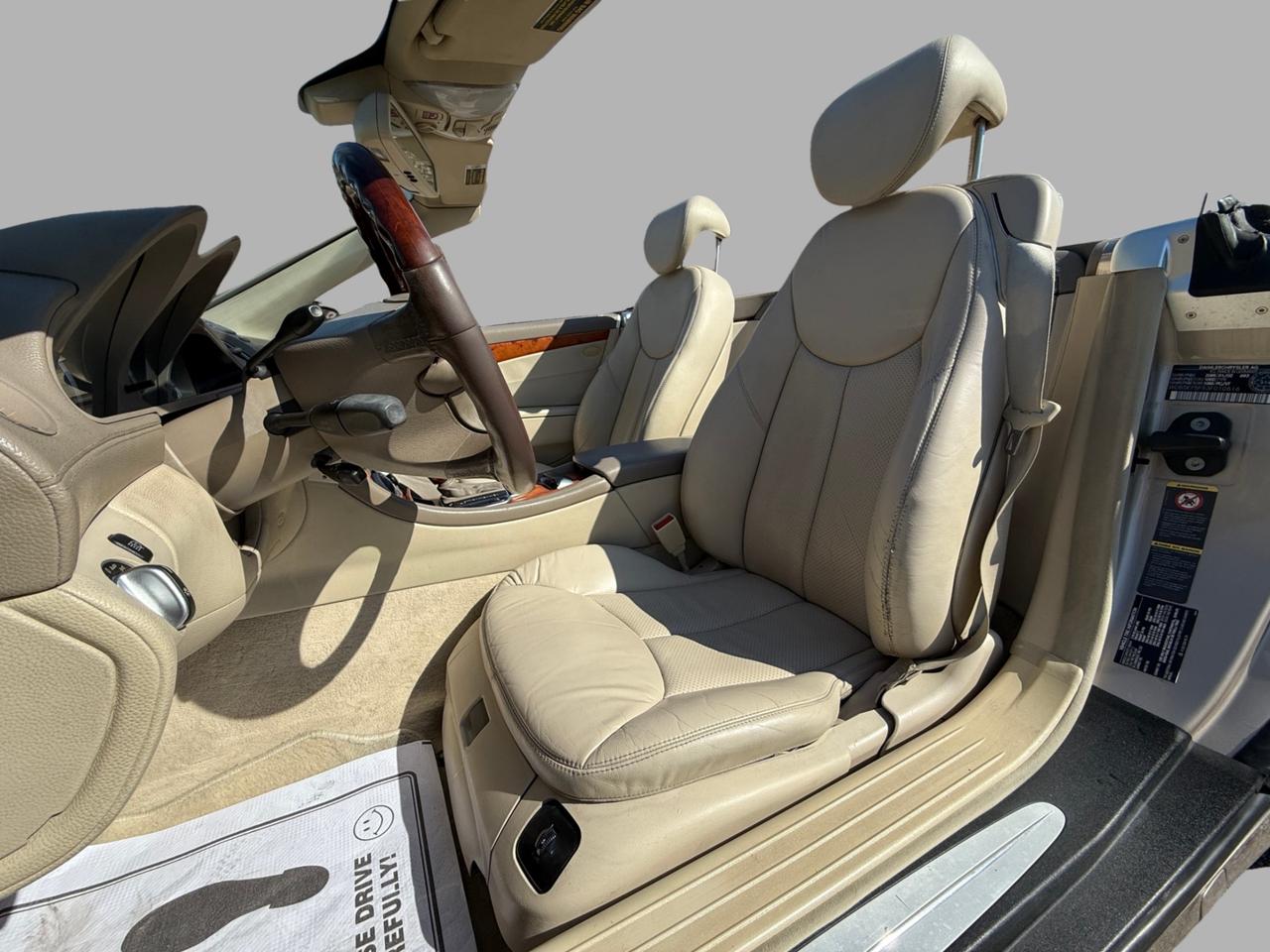 2003 Mercedes-Benz SL-Class 2dr Roadster 5.0L Photo