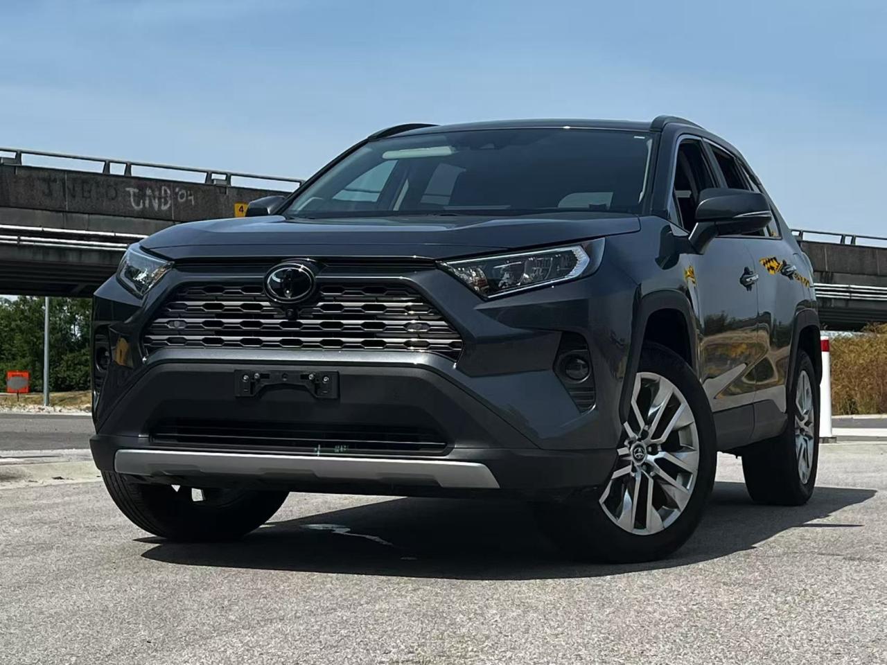 Used 2020 Toyota RAV4 Limited AWD/ NO ACCIDENT/ BC LOCAL/ ONE OWNER for sale in Richmond, BC