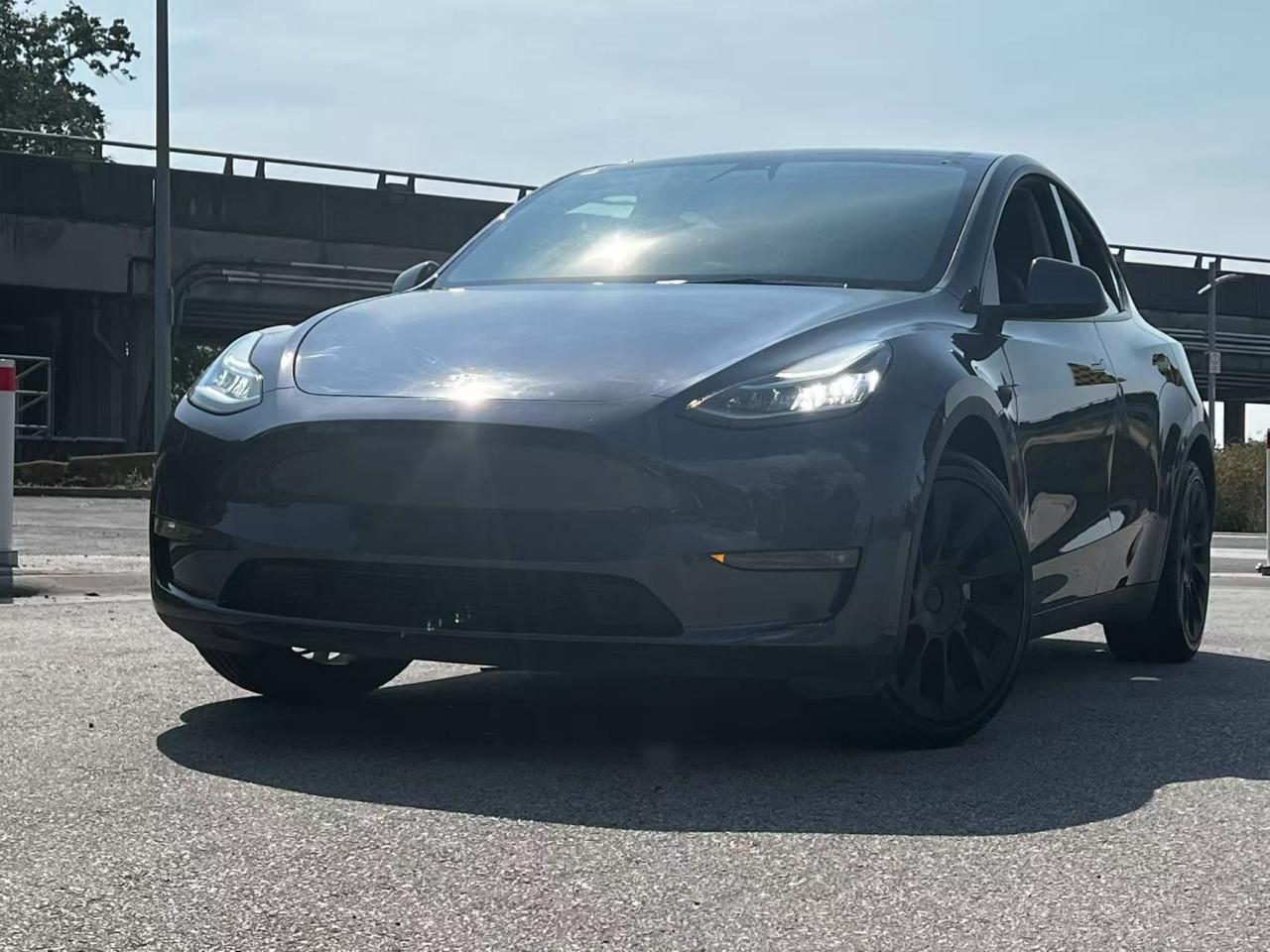 Used 2021 Tesla Model Y Long Range AWD/ CLEAN TITLE/ ACCELERATION BOOST PKG for sale in Richmond, BC