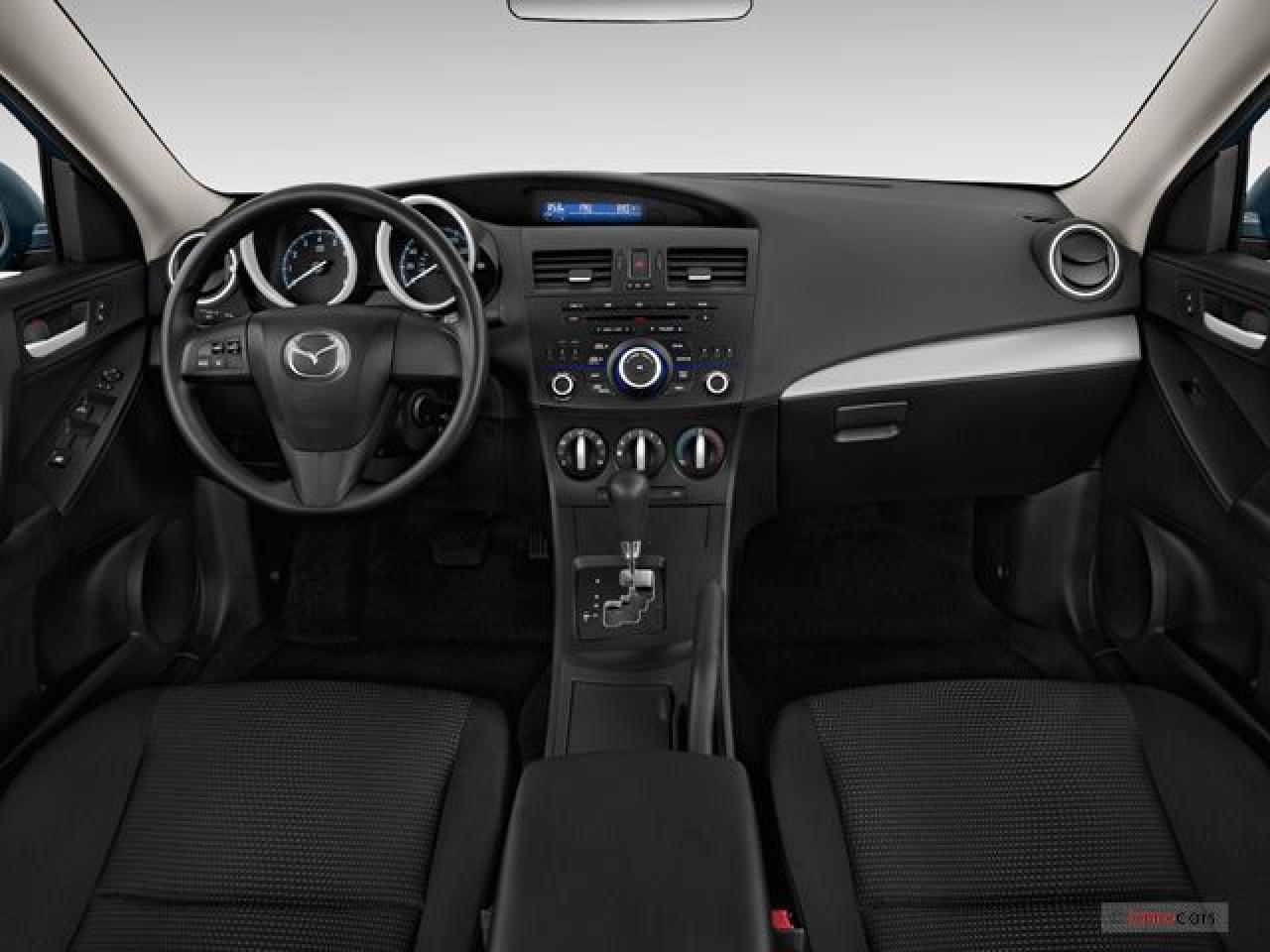 2012 Mazda MAZDA3 GS-SKY/ ICE COLD AC/ NO ACCIDENT / ALLOYS / CLEAN/ - Photo #2