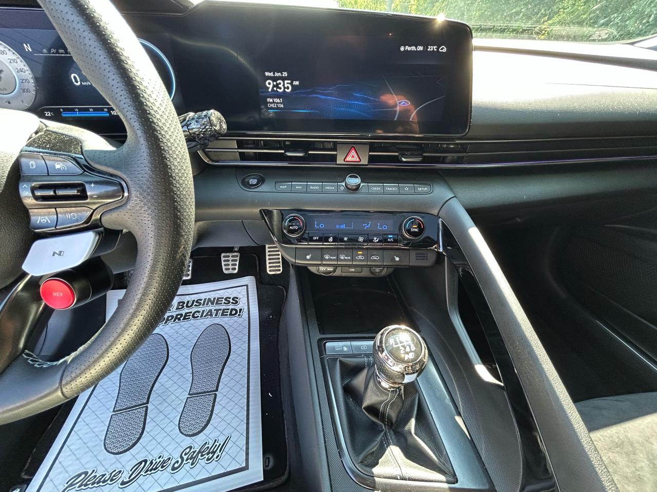 2023 Hyundai Elantra N  Only $136.00 weekly oac - Photo #32