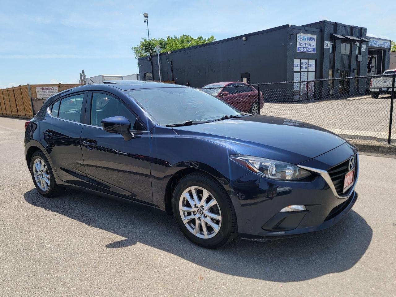 2016 Mazda MAZDA3 GS Photo2