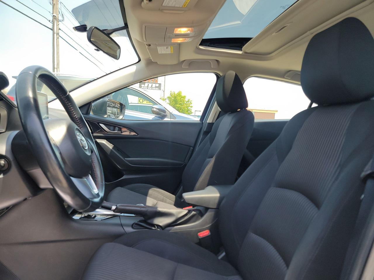 2016 Mazda MAZDA3 GS - Photo #10