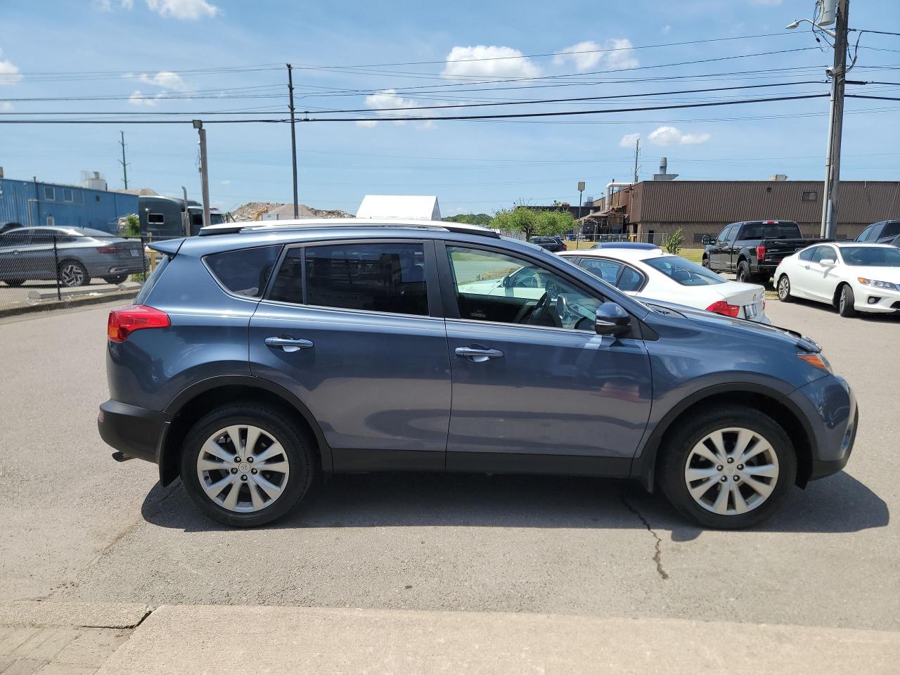 2013 Toyota RAV4 LIMITED  - Photo #4