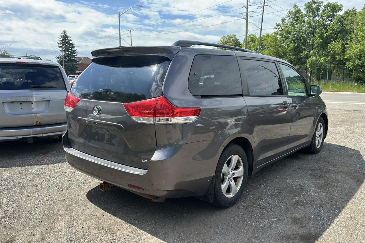 2013 Toyota Sienna LE Mobility - Photo #2