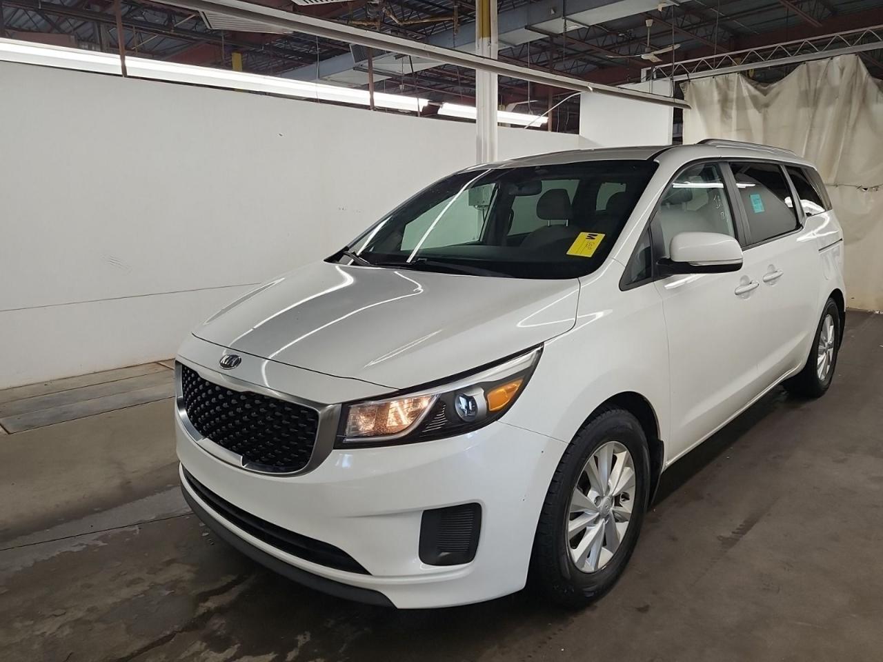 2018 Kia Sedona LX