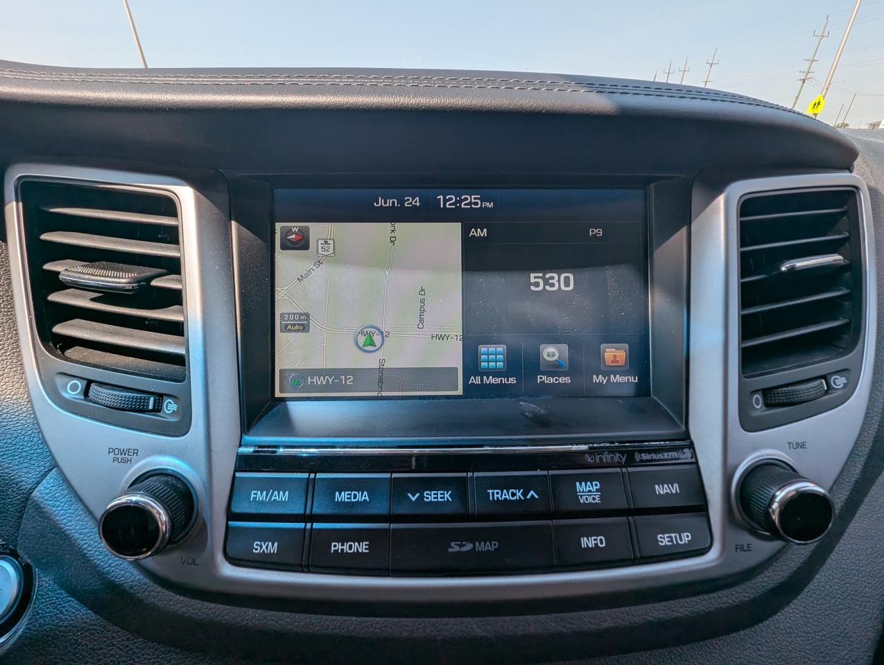 2017 Hyundai Tucson Limited-LEATHER-PANOROOF-CARPLAY - Photo #13