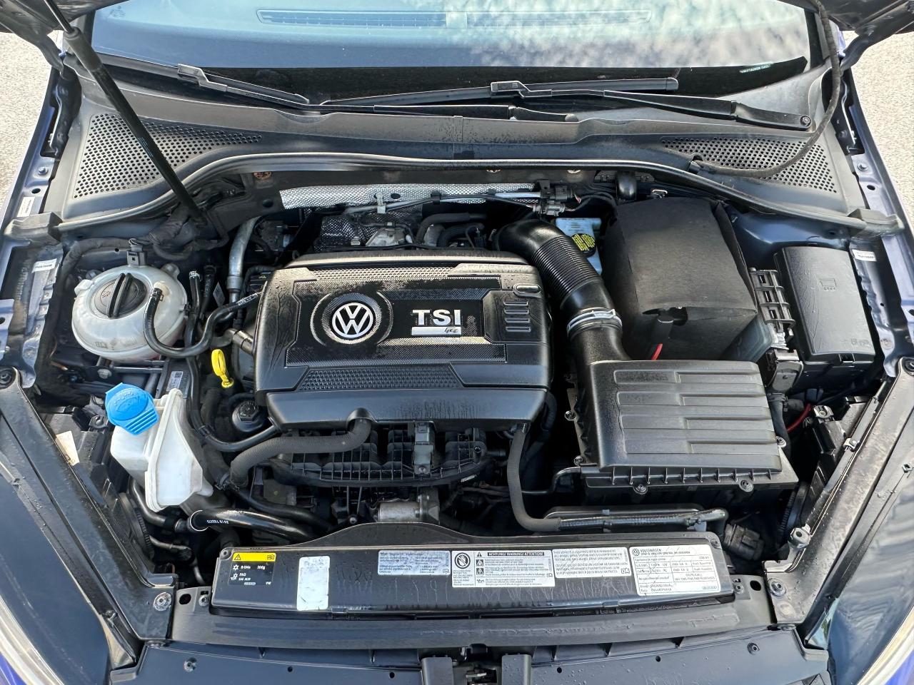 2016 Volkswagen Golf R - Photo #20
