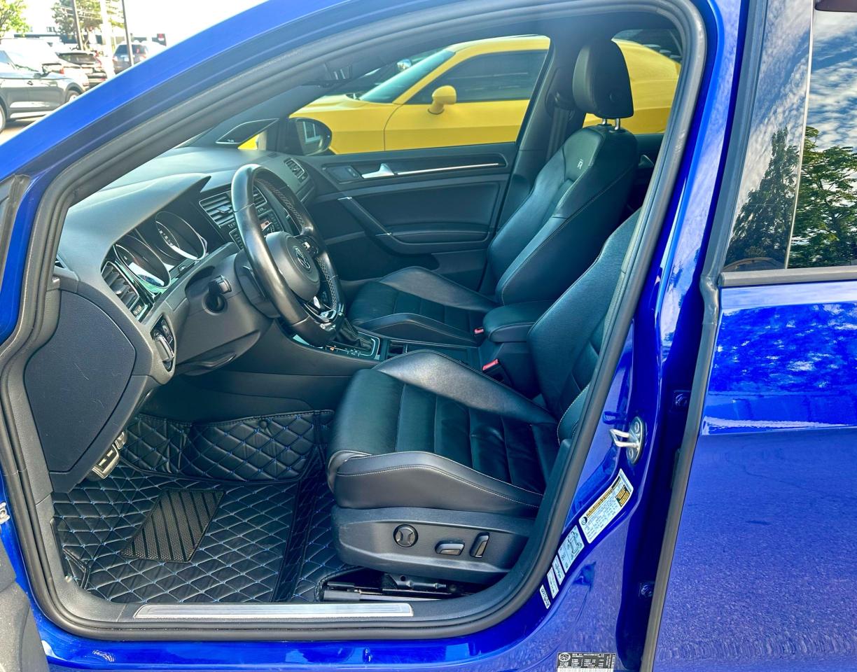 2016 Volkswagen Golf R - Photo #11