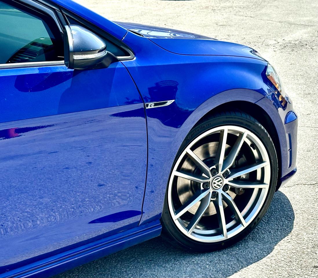 2016 Volkswagen Golf R - Photo #15
