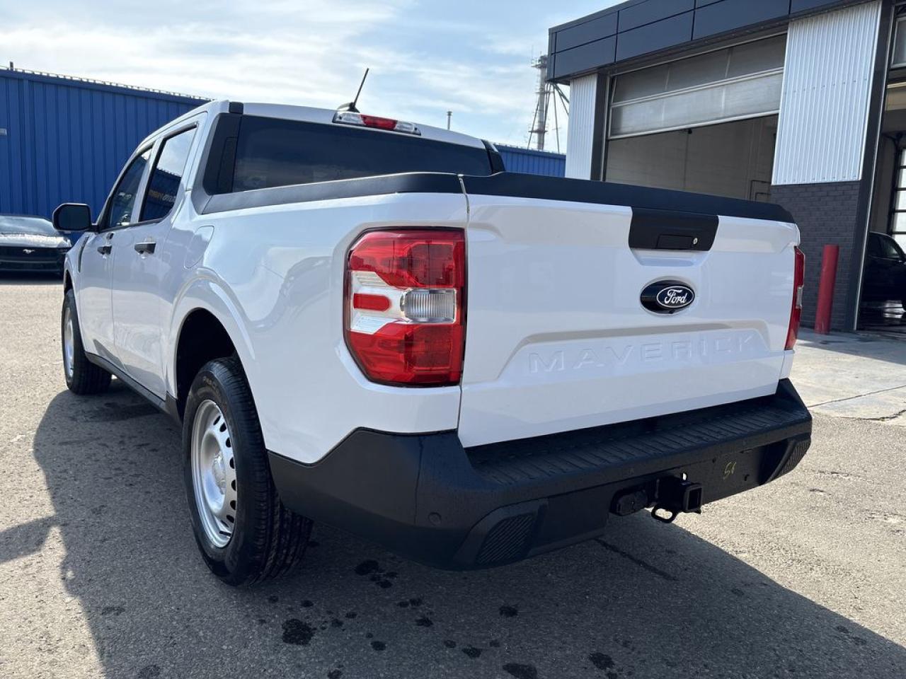 2025 Ford Maverick XL 101A Photo4