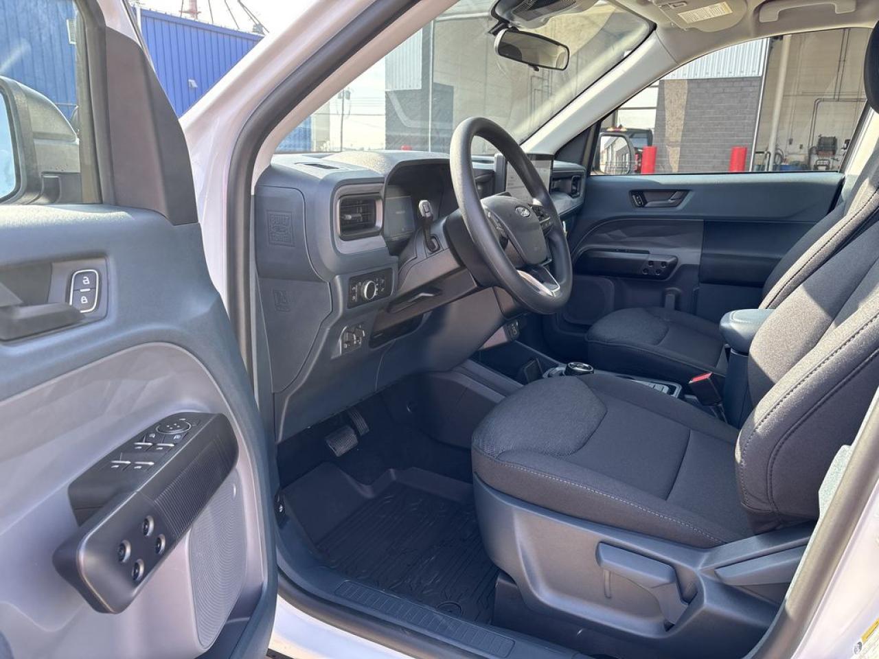 2025 Ford Maverick XL 101A Photo5