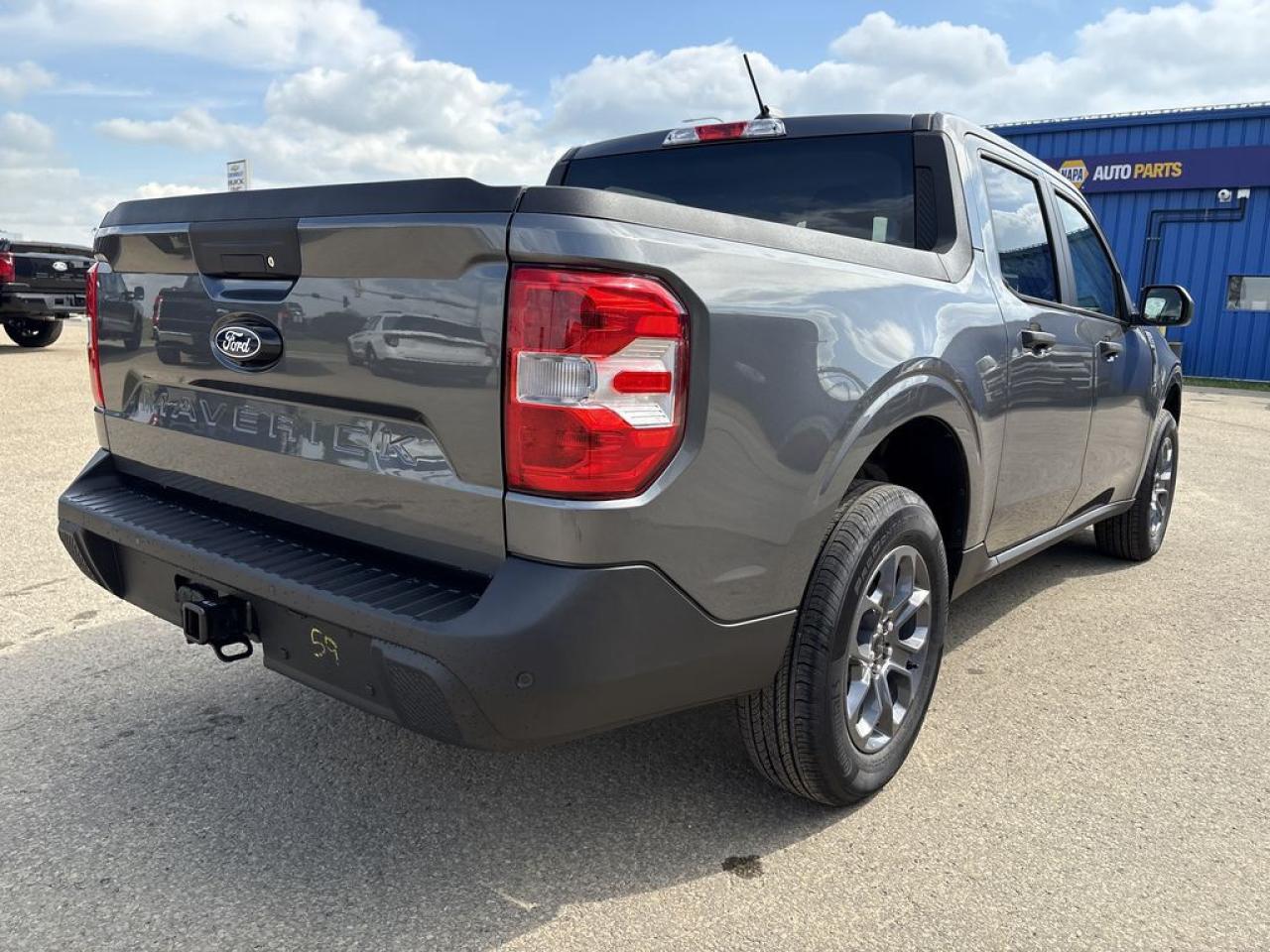 2025 Ford Maverick XLT 301A Photo5