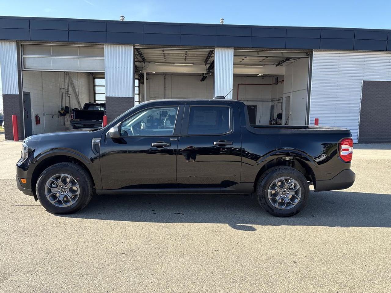 2025 Ford Maverick XLT 301A Photo3