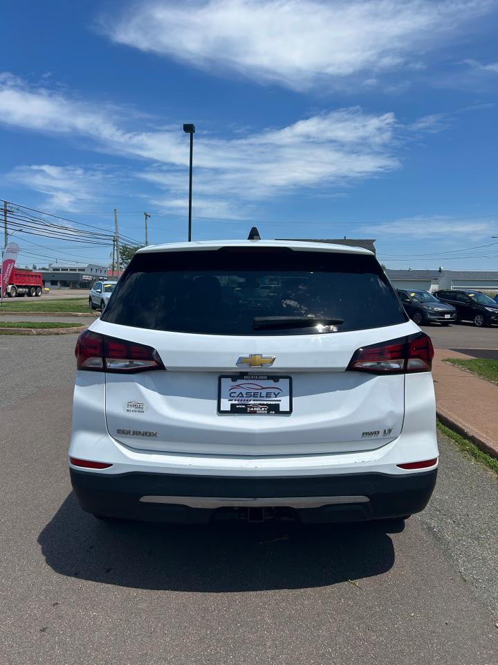 2022 Chevrolet Equinox LT Photo4