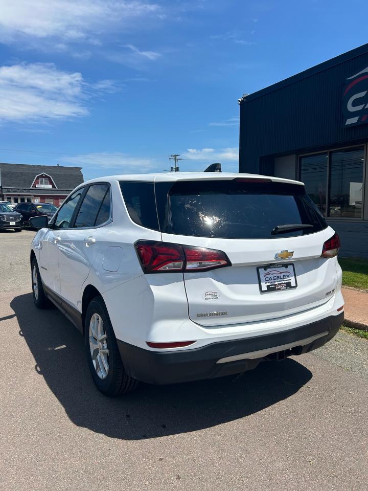 2022 Chevrolet Equinox LT - Photo #6