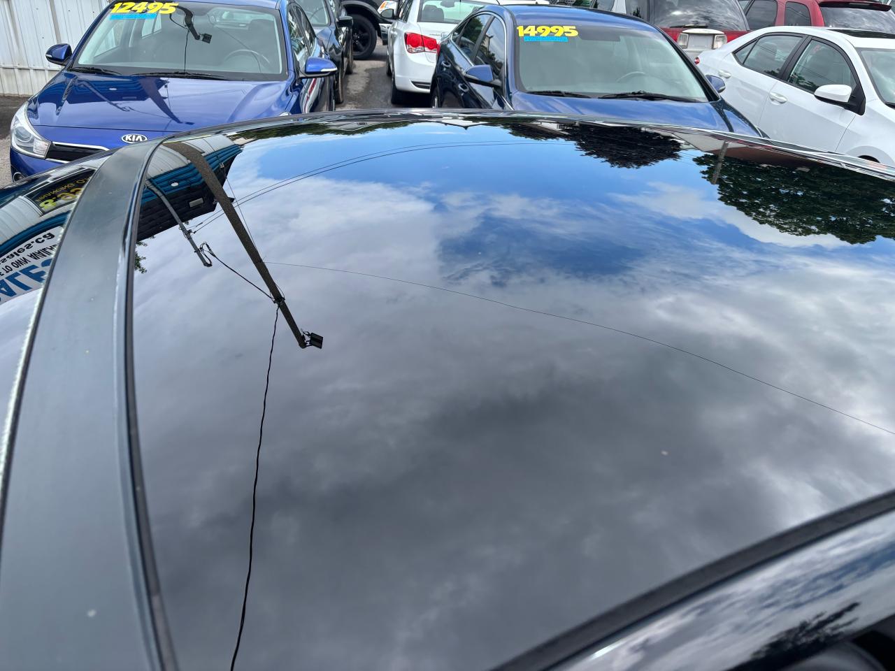 2016 Lincoln MKZ Reserve, All Wheel Drive, Panoramic Roof, 19" Rims - Photo #20