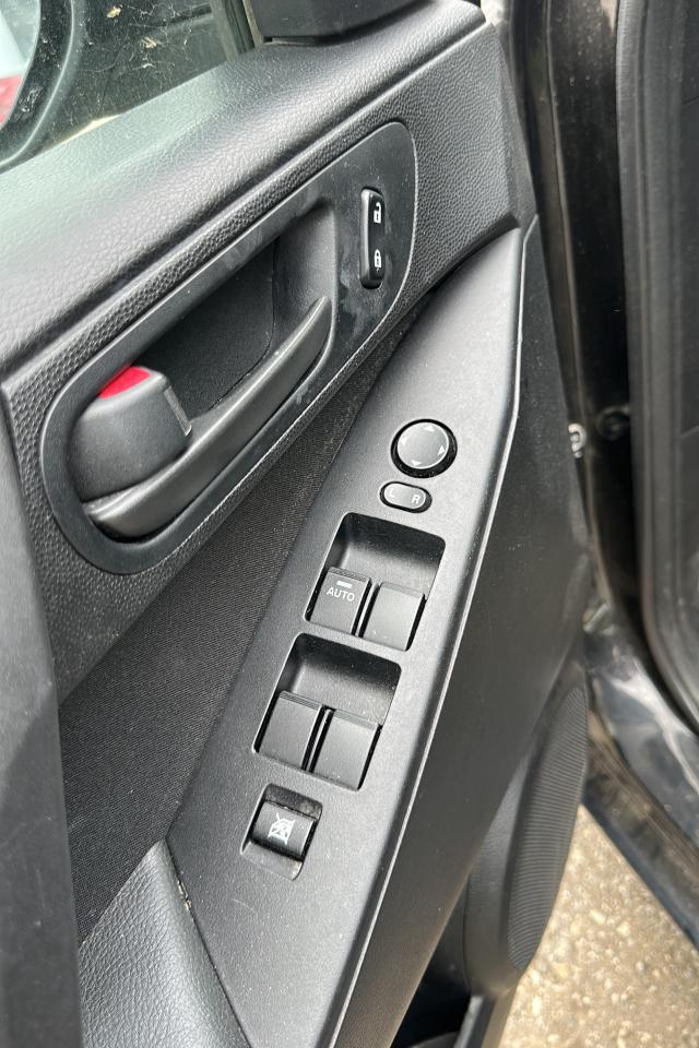 2010 Mazda MAZDA3 GX - Photo #7