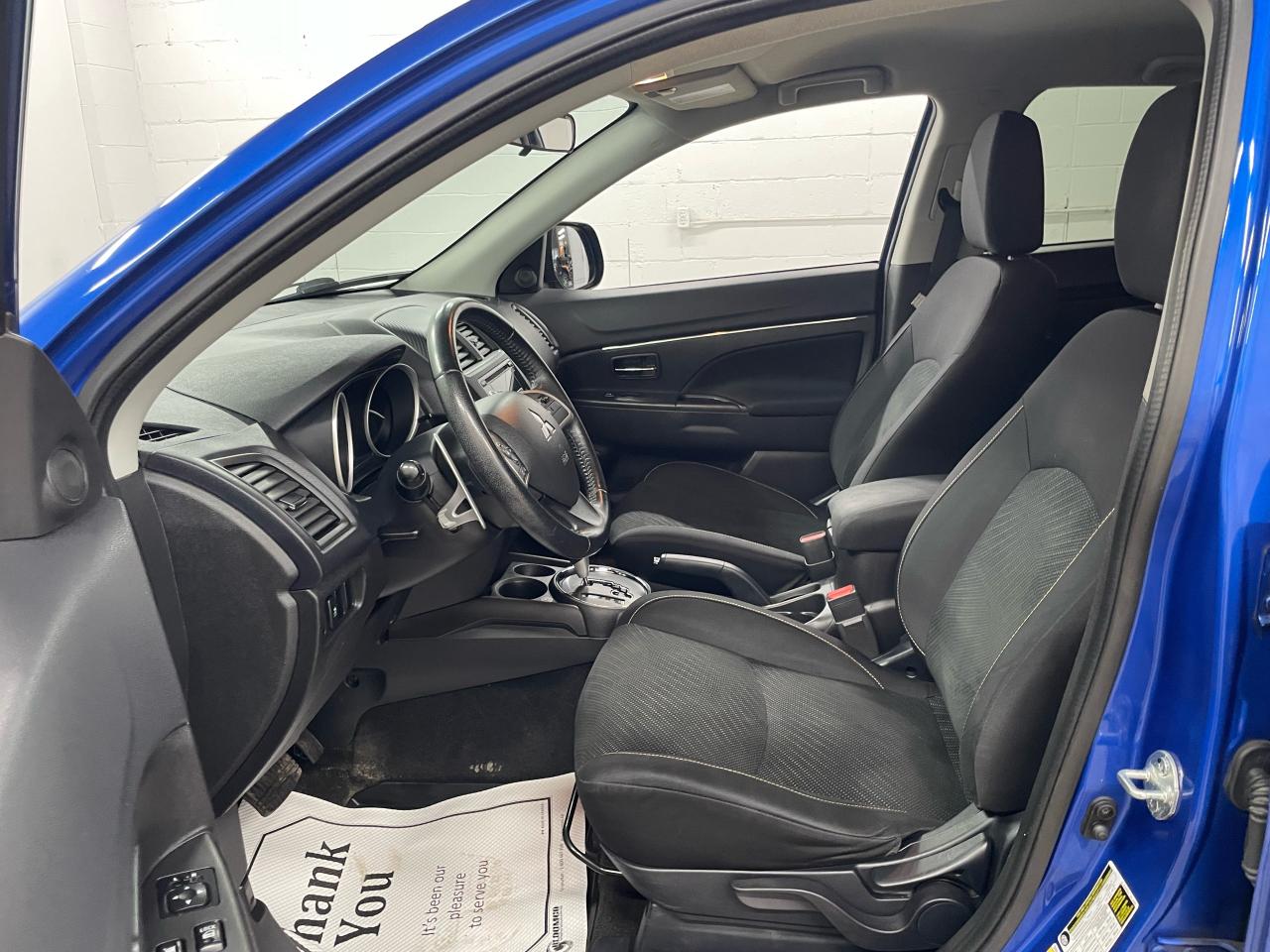 2015 Mitsubishi RVR AWD 4dr CVT GT Photo8