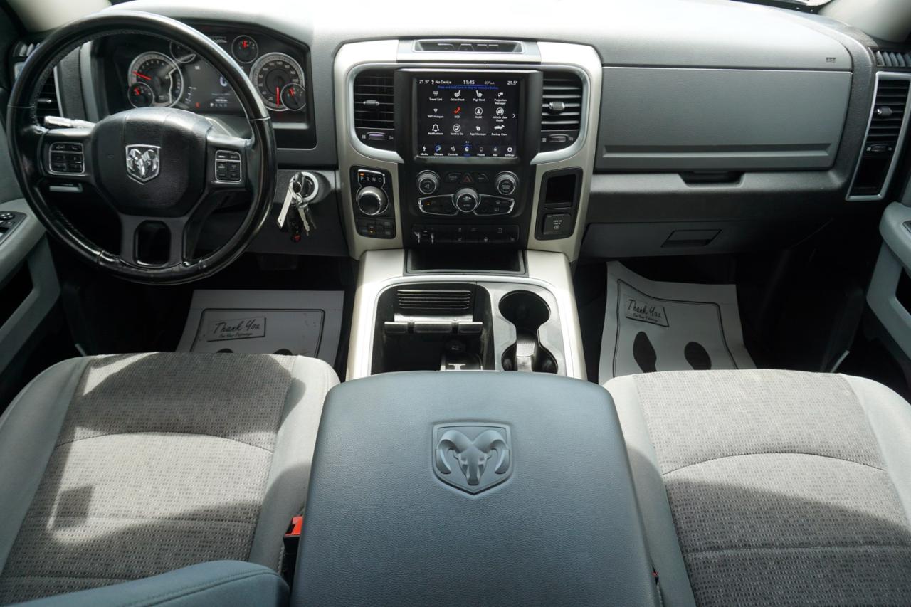 2020 RAM 1500 Classic V8 HEMI WARLOCK CREW 4WD CERTIFIED *1 OWNER* CAMERA NAV BLUETOOTH HEATED SEATS CRUISE ALLOYS - Photo #11