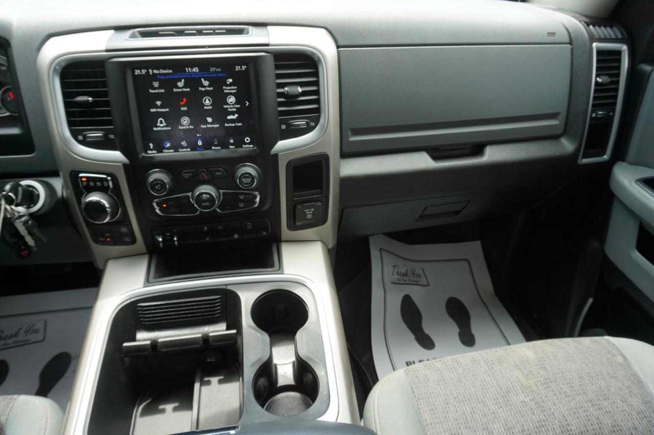 2020 RAM 1500 Classic V8 HEMI WARLOCK CREW 4WD CERTIFIED *1 OWNER* CAMERA NAV BLUETOOTH HEATED SEATS CRUISE ALLOYS - Photo #12