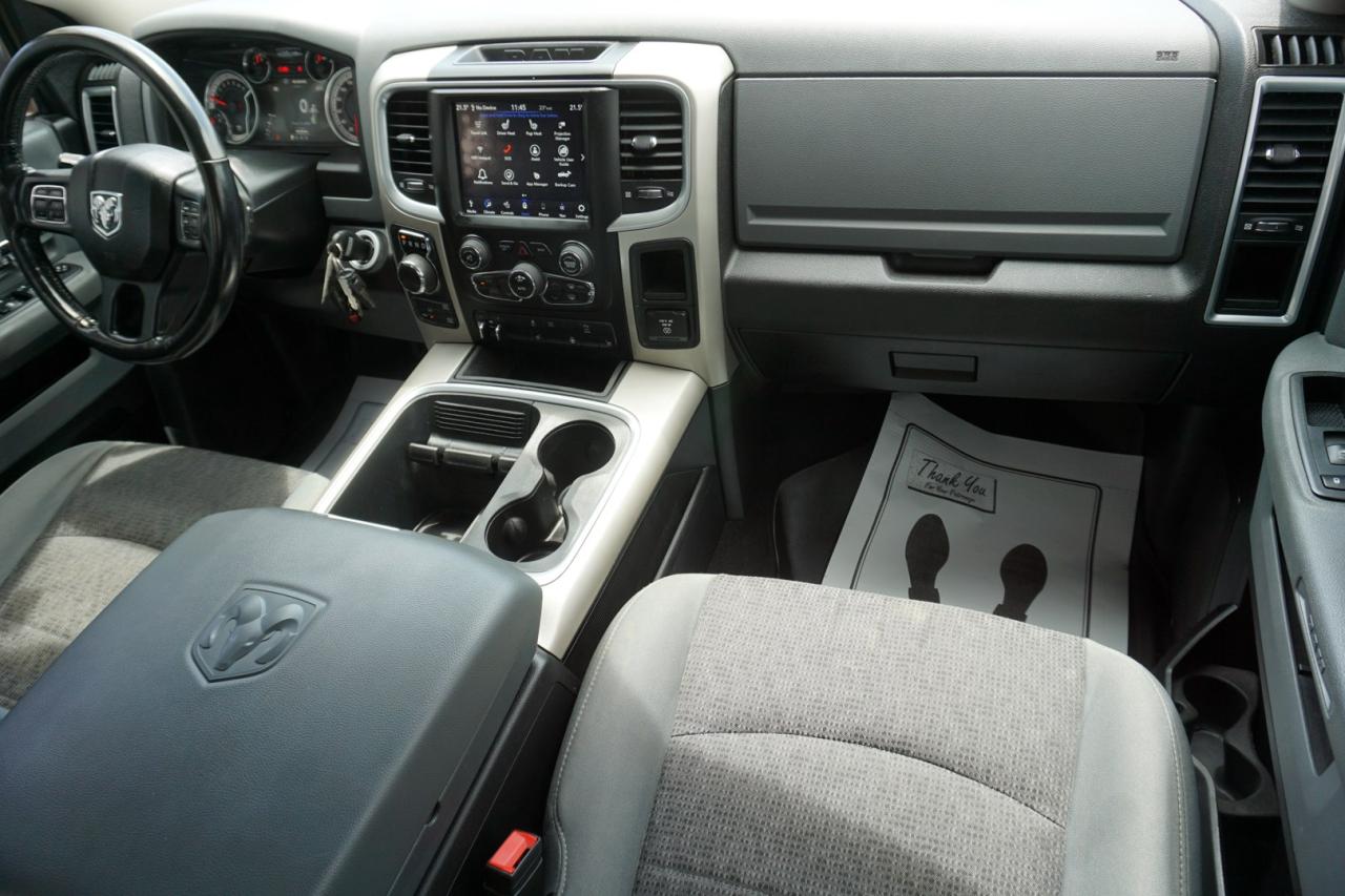 2020 RAM 1500 Classic V8 HEMI WARLOCK CREW 4WD CERTIFIED *1 OWNER* CAMERA NAV BLUETOOTH HEATED SEATS CRUISE ALLOYS - Photo #13