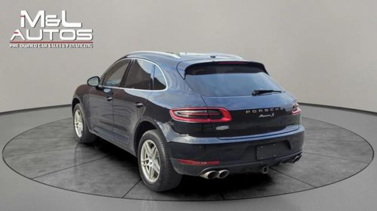 2016 Porsche Macan S - Photo #16