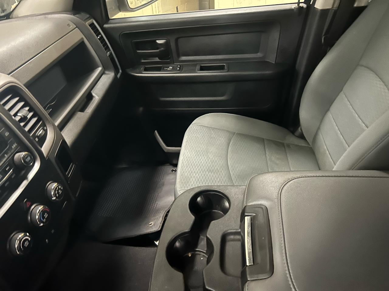 2018 RAM 1500 ST - Photo #7